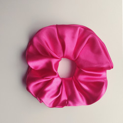 Скрънчи в цикламен цвят