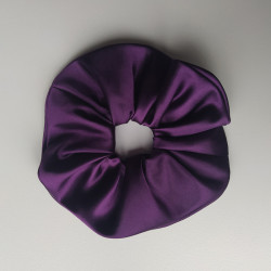 Скрънчи в тъмно лилав цвят
