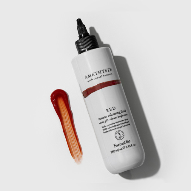 Оцветяващ флуид в червен цвят Farmavita Amethyste Instant Color Fluid Red 250ml