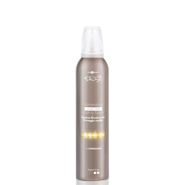 Пяна със средна фиксация и блясък HAIR COMPANY Inimitable Style Foam Medium 250ml