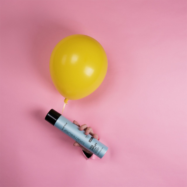 Лак за коса със силна фиксация Matrix Total Results High Amplify Proforma 400ml