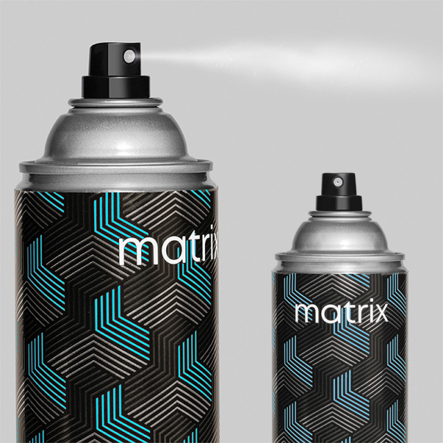 Бързосъхнещ спрей за оформяне Matrix Vavoom Extra Full Freezing Spray 500ml